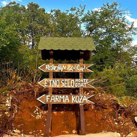 Etno Selo Montegoat Hotel Nikšić Kültér fotó