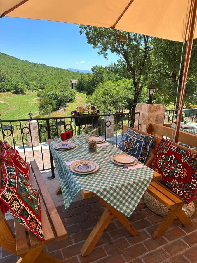 Etno Selo Montegoat Hotel Nikšić Kültér fotó