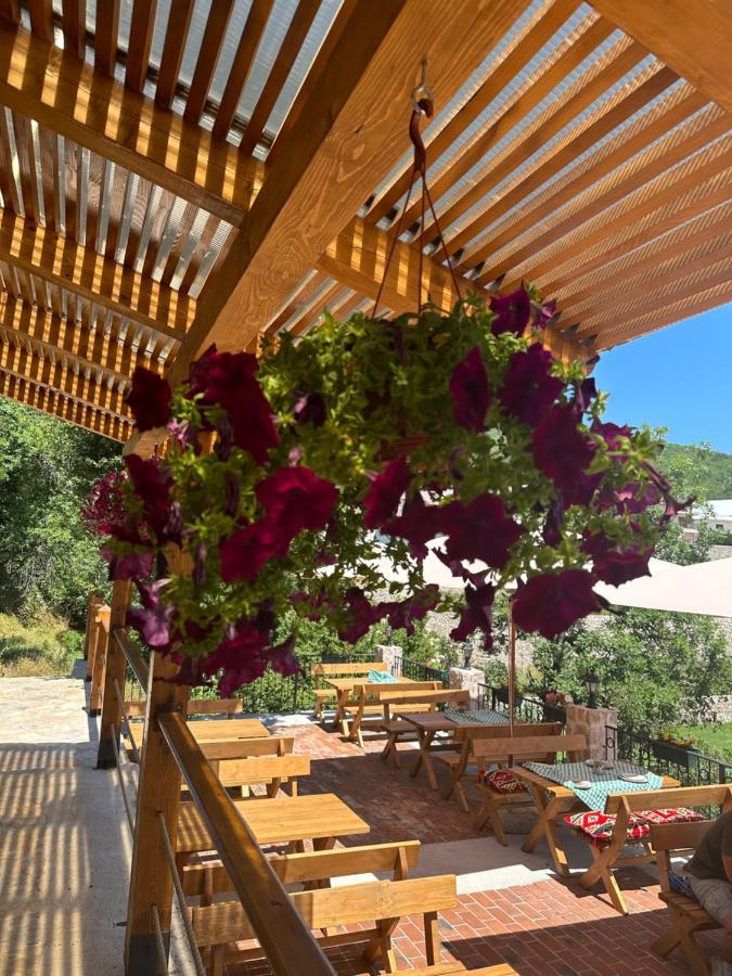 Etno Selo Montegoat Hotel Nikšić Kültér fotó