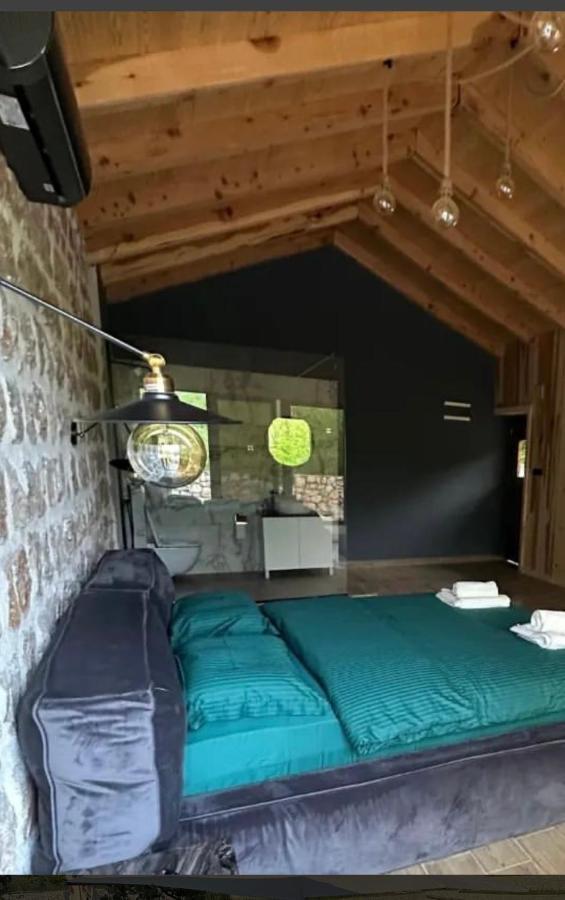 Etno Selo Montegoat Hotel Nikšić Kültér fotó